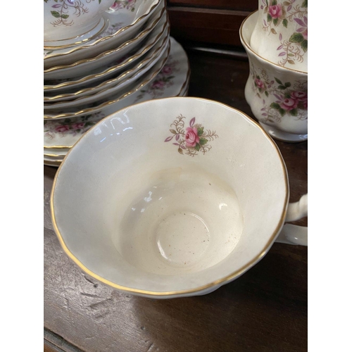 261 - A COLLECTION OF ‘ROYAL ALBERT’ BONE CHINA IN ‘LAVENDER ROSE’ PATTERN, to include six teacups, six sa... 