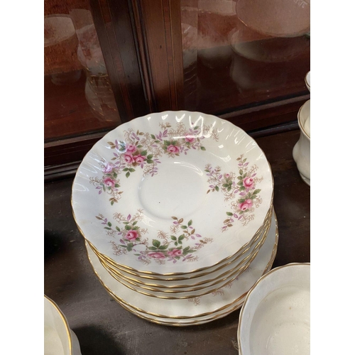 261 - A COLLECTION OF ‘ROYAL ALBERT’ BONE CHINA IN ‘LAVENDER ROSE’ PATTERN, to include six teacups, six sa... 