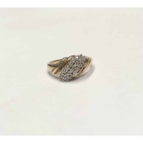 34 - A FANTASTIC 9CT GOLD TRIPLE ROW DIAMOND COCKTAIL RING, with three rows of round cut diamonds in claw... 