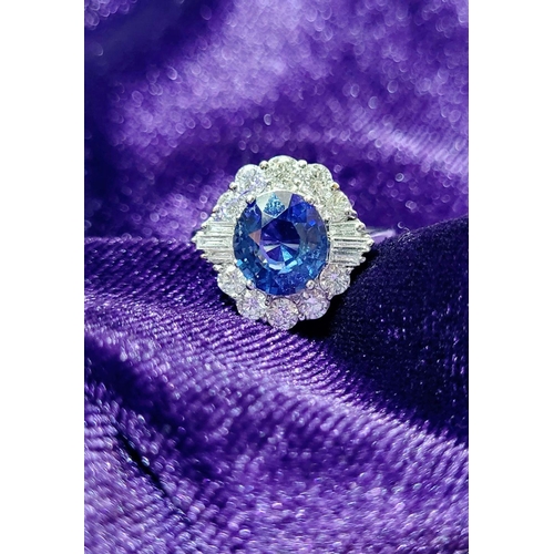 4 - AN 18CT WHITE GOLD ART DECO STYLE SAPPHIRE & DIAMOND CLUSTER RING, with round brilliant cut diamonds... 