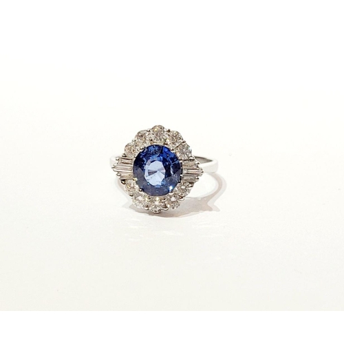 4 - AN 18CT WHITE GOLD ART DECO STYLE SAPPHIRE & DIAMOND CLUSTER RING, with round brilliant cut diamonds... 