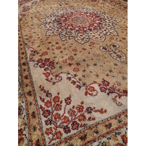 43 - A VERY GOOD QUALITY LATE 20TH CENTURY FLORAL PATTERNED FLOOR RUG, ground colour cream, with red high... 