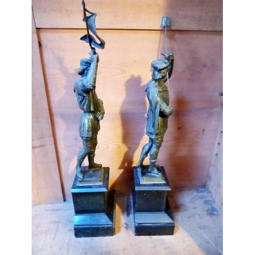 66 - A GOOD QUALITY PAIR OF LATE 19TH CENTURY MANTLE ORNAMENTS IN THE FORM OF TWO SOLDIERS/GUARDS, both s... 