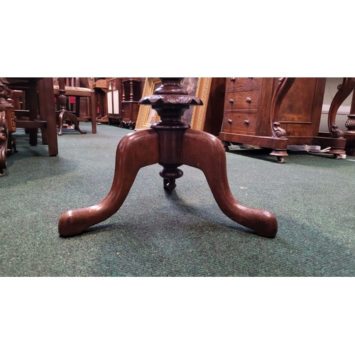 113 - A FINE 19TH CENTURY MAHOGANY CARVED & WOODTURNED WASH STAND, with a circular bowl holder to the top ... 