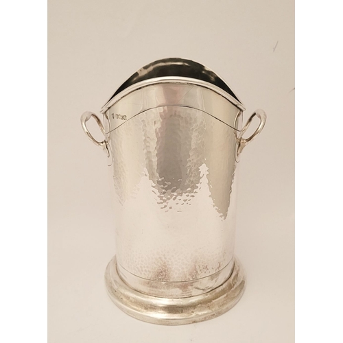 144 - A VERY GOOD QUALITY EARLY 20TH CENTURY TALL SILVER WINE COASTER – BOTTLE HOLDER; with serpentine sha... 