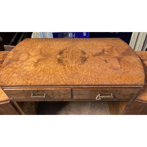 172 - AN EXCELLENT ART DECO WALNUT SERVER / SIDE BOARD/ CONSOLE,, with two bow fronted doors opening to fi... 