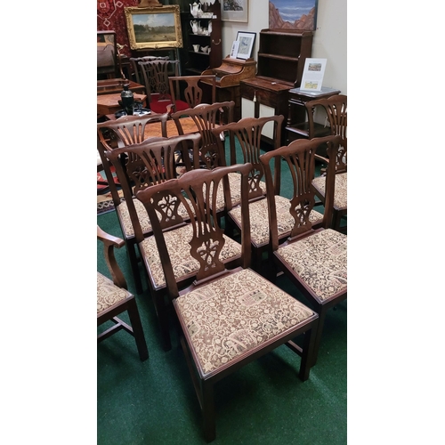 18 - A GOOD QUALITY SET OF LATE 19TH / EARLY 20TH CENTURY MAHOGANY DINING ROOM CHAIRS, with 6 chairs & 2 ... 