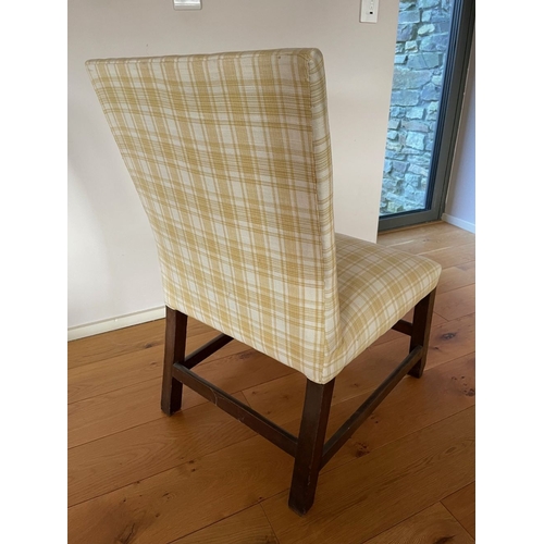 193 - A FINE LARGE UPHOLSTERED DINING CHAIR, upholstered in yellow check fabric, standing on square feet j... 