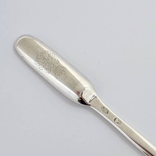 222 - AN IRISH GEORGE II SILVER MARROW SCOOP, Made in Dublin, c.1730. Of simple form, with engraved family... 