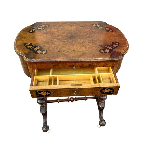 228 - A VERY FINELY CRAFTED 19TH CENTURY WALNUT INLAID WRITING / WORK TABLE, the top of clover shape with ... 