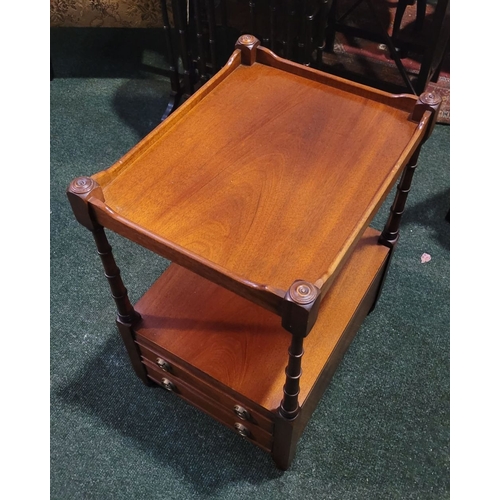 275 - A GOOD QUALITY MAHOGANY LAMP / SIDE TABLE, maker's label to the interior, with a raised gallery side... 