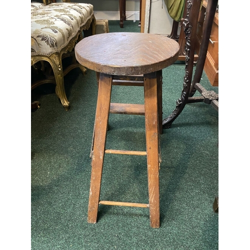 290 - A 19TH CENTURY CIRCULAR TOPPED FOLDING STEPSTOOL, dimensions: 61cm high x 56cm wide when opened appr... 