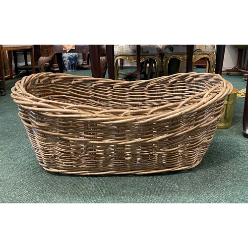 291 - A LARGE IRISH TRADITIONAL TURF/FIRE WOOD BASKET, crafted to the highest standard , excellent conditi... 