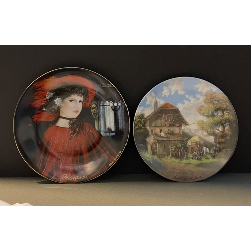 368 - TWO COLLECTABLE GERMAN & ITALIAN PAINTED PORCELAIN PLATES TO INCLUDE (i) Roccardo Benvenuti Musetta ... 