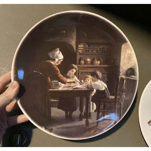 370 - A LIMITED EDITION COLLECTORS PLATE LOT TO INCLUDE, (i) ‘The Family Meal’ by Paul Seignac limited edi... 