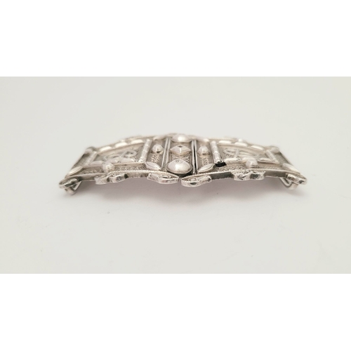 84 - AN UNUSUAL IRISH SILVER CELTIC MOTIF CLOAK BUCKLE, circa 1880, impressed with Dublin & retailer mark... 