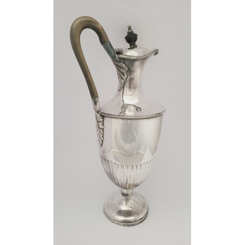 85 - AN ELEGANT 19TH CENTURY SILVER PLATE EWER SHAPED COFFEE / HOT WATER POT, circa 1890, by Elkington & ... 