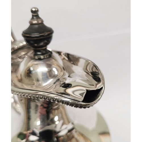 85 - AN ELEGANT 19TH CENTURY SILVER PLATE EWER SHAPED COFFEE / HOT WATER POT, circa 1890, by Elkington & ... 