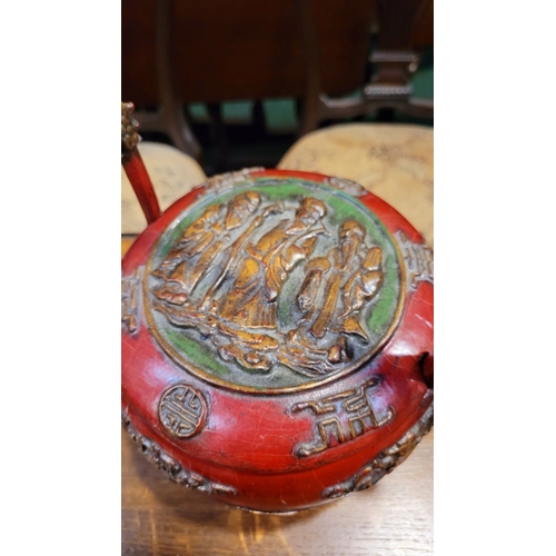 93 - A VERY GOOD VINTAGE RED-LAQUERED CHINESE WEDDING GIFT BASKET, the upright curved handle decorated wi... 