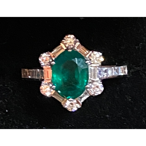 55 - A STRIKING ART DECO STYLE 18CT WHITE GOLD COLUMBIAN EMERALD AND DIAMOND CLUSTER RING, with central o... 