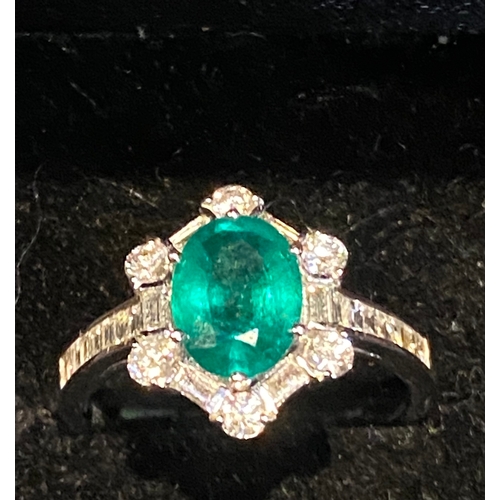 55 - A STRIKING ART DECO STYLE 18CT WHITE GOLD COLUMBIAN EMERALD AND DIAMOND CLUSTER RING, with central o... 