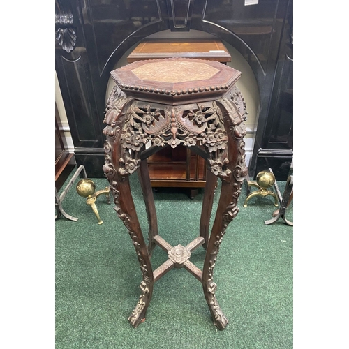 54 - AN EXCELLENT 19TH CENTURY CHINESE HARDWOOD OCTAGONAL MARBLE-TOPPED JARDINIERE STAND, the octagonal t... 