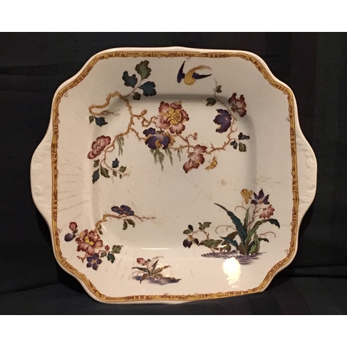 101 - A LARGE WEDGEWOOD ‘DEVON ROSE’ GEORGETOWN COLLECTION, to include a large octagonal rectangular platt... 