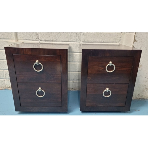 115 - A VERY GOOD PAIR OF QUALITY PORTA ROMANA CONKER BED SIDE LOCKERS, each with two deep drawers having ... 