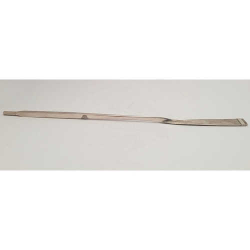 122 - AN INTERESTING MID-19TH CENTURY SOLID SILVER OAR LETTER OPENER, London hallmarks, with date letter f... 