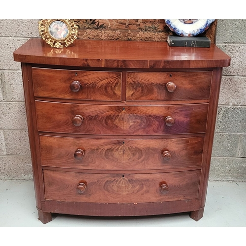 130 - A GOOD QUALITY MAHOGANY BOW FRONTED CHEST OF DRAWERS, with a 2 over 3 arrangement of drawers, each w... 