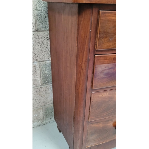 130 - A GOOD QUALITY MAHOGANY BOW FRONTED CHEST OF DRAWERS, with a 2 over 3 arrangement of drawers, each w... 