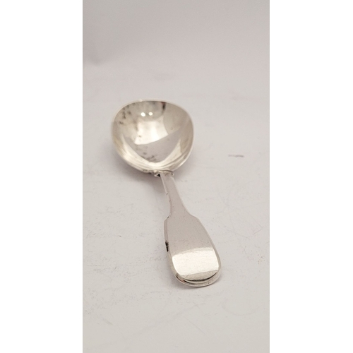 143 - AN EARLY 19TH CENTURY SILVER CADDY SPOON, of simple form, impressed with London hallmarks, date lett... 