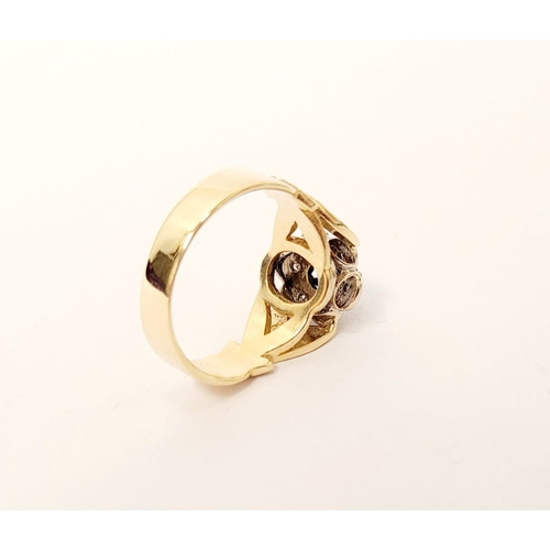 17 - A BEAUTIFUL VINTAGE 18CT YELLOW GOLD SAPPHIRE & DIAMOND DRESS RING, with a central oval shaped dark ... 