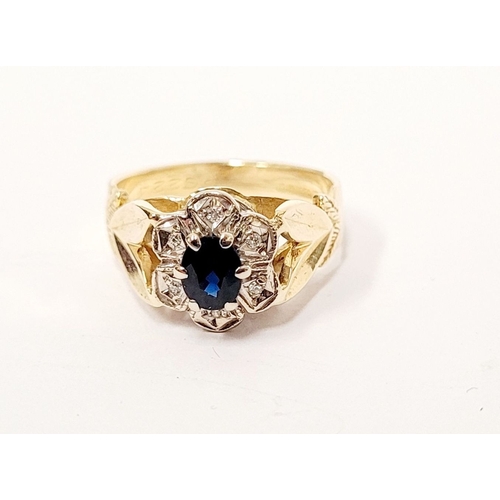 17 - A BEAUTIFUL VINTAGE 18CT YELLOW GOLD SAPPHIRE & DIAMOND DRESS RING, with a central oval shaped dark ... 