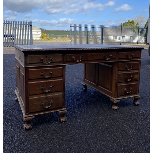 189 - A LARGE MAHOGANY PEDESTAL DESK, with tooled leather top, gadrooned edge, over 3 frieze drawers on a ... 