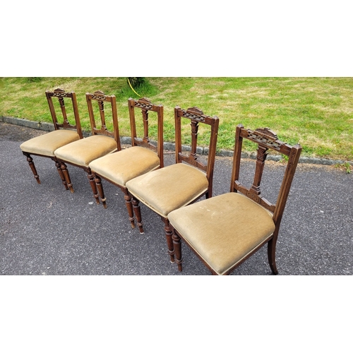 203 - A SET OF FIVE DINING ROOM CHAIRS, each with carved backs – some open work detail to the crest rails,... 