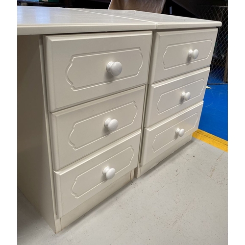 260 - A SIX DRAWER VANITY/DRESSING TABLE ALONG WITH PAIR OF BEDSIDE LOCKERS, with three panelled mirror to... 