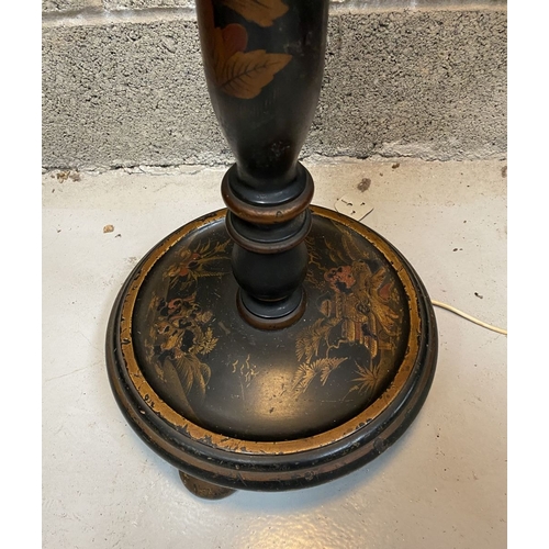 276 - A DECORATIVE CHINOISERIE FLOOR LAMP, with painted gilt decorations on black base to turned support a... 