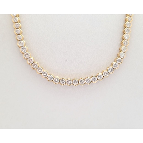 3 - A STUNNING FINELY CRAFTED 18CT YELLOW GOLD DIAMOND NECKLACE, with a total carat weight of 12cts. Eac... 