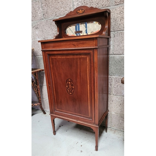 51 - A VERY GOOD QUALITY MAHOGANY & SATINWOOD INLAID EDWARDIAN CABINET, with raised gallery back having a... 