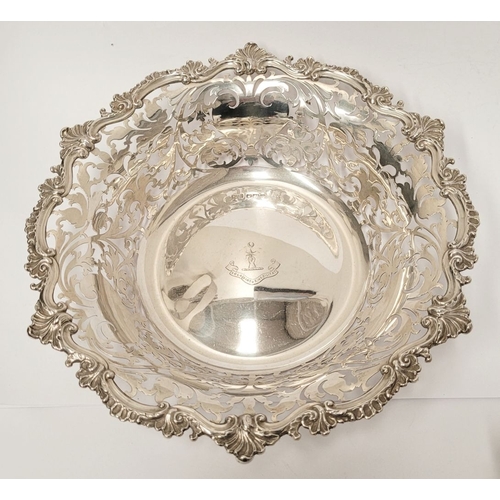 63 - A VERY FINE PAIR OF EARLY 20TH CENTURY SILVER FRUIT DISHES, each with beautiful chased foliage scrol... 