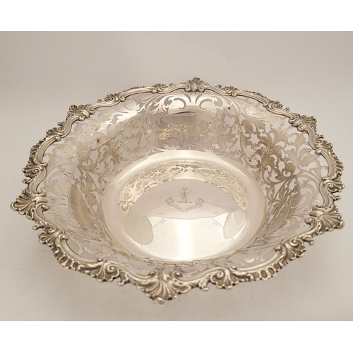 63 - A VERY FINE PAIR OF EARLY 20TH CENTURY SILVER FRUIT DISHES, each with beautiful chased foliage scrol... 