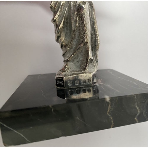 7 - AN IRISH SILVER ‘VENUS DE MILO’ SCULPTURE ON MARBLE BASE, Dublin 1973 by M H Gill. Exceptional sculp... 