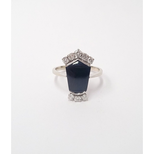 83 - A RARE 18CT GOLD ONYX & DIAMOND RING, set with beautiful sparkling brilliant cut diamonds; approxima... 