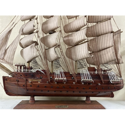 96 - AN EXCELLENT VINTAGE SHIP MODEL, of the 18th Century Spanish ‘Confection’, expertly made with label ... 