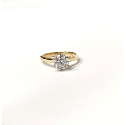 30 - A BEAUTIFUL 18CT YELLOW GOLD DIAMOND SOLITAIRE RING, with central round brilliant cut diamond set in... 