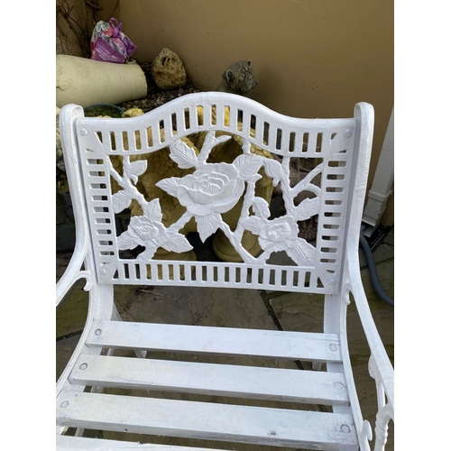 40 - AN EXCELLENT CAST IRON SINGLE GARDEN SEAT, the back with decorative openwork panel in rose pattern s... 