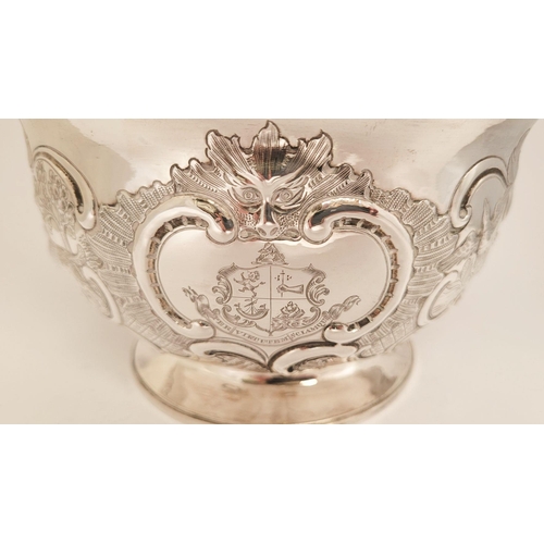 28 - A VERY FINELY CRAFTED MID 19TH CENTURY IRISH SILVER CENTRE BOWL, decorated with beautiful chased det... 