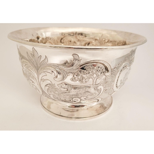 28 - A VERY FINELY CRAFTED MID 19TH CENTURY IRISH SILVER CENTRE BOWL, decorated with beautiful chased det... 
