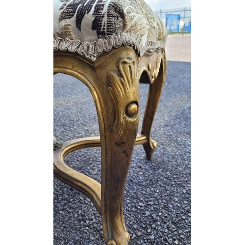 23 - A VERY FINE PAIR OF 19TH CENTURY FRENCH LOUIS XVI STYLE ‘X’ FRAMED GILT WOOD WINDOW SEATS, each with... 